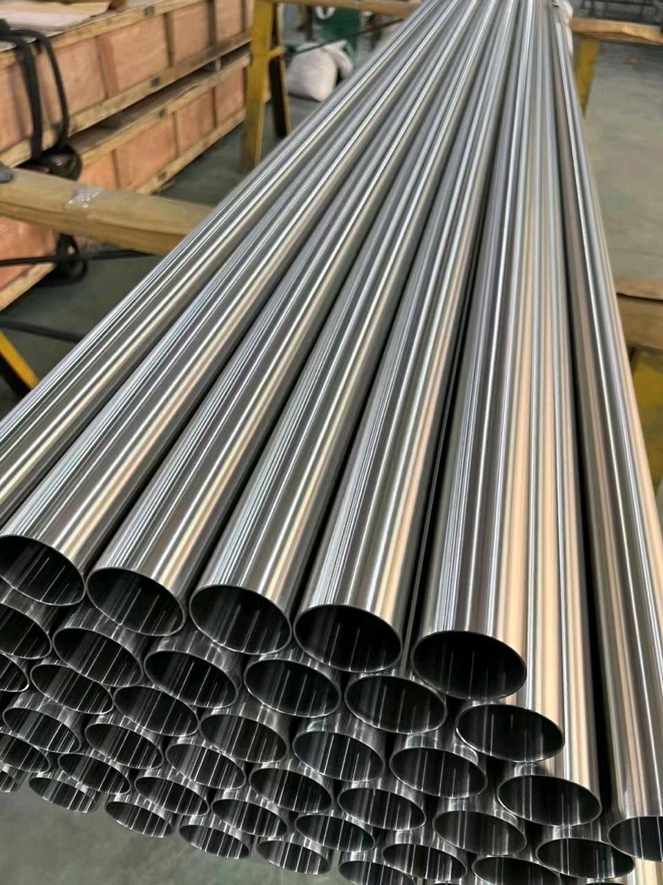 Stainless Steel Pipes & Tubes Supplier